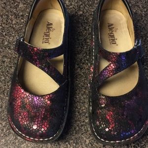 Algeria nursing shoes